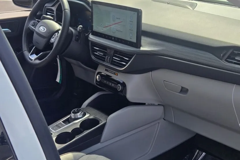 2024 Ford Escape Plug-In Hybrid Base photo 1