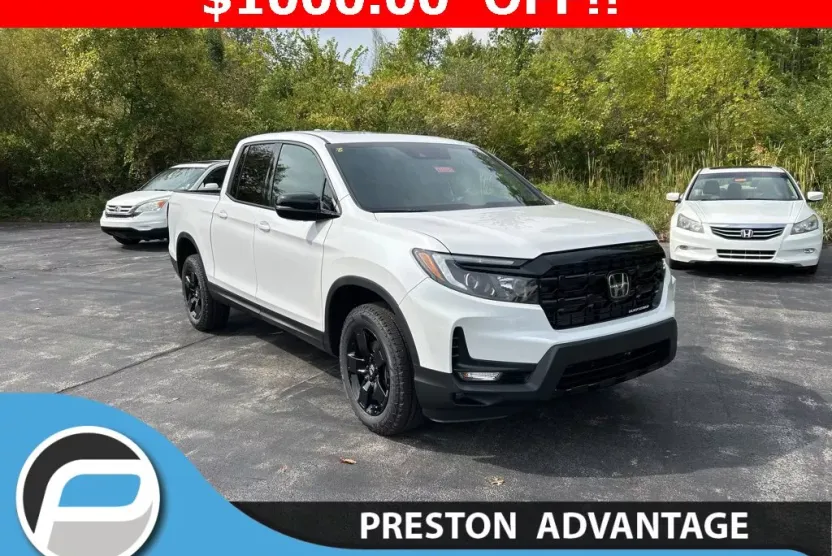 2026 Honda Ridgeline Black Edition photo 1