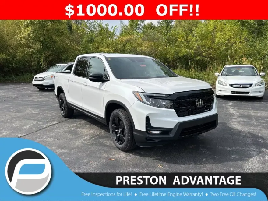 2026 Honda Ridgeline Black Edition photo 1