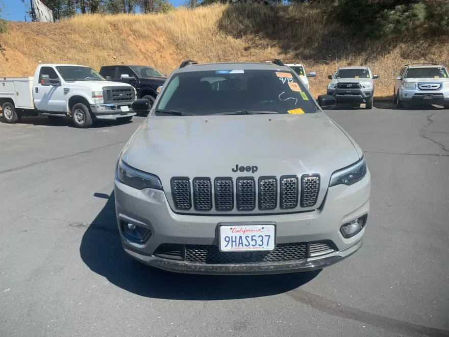 2023 Jeep Cherokee Altitude Lux photo 1