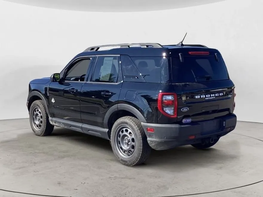 2024 Ford Bronco Sport Outer Banks photo 1