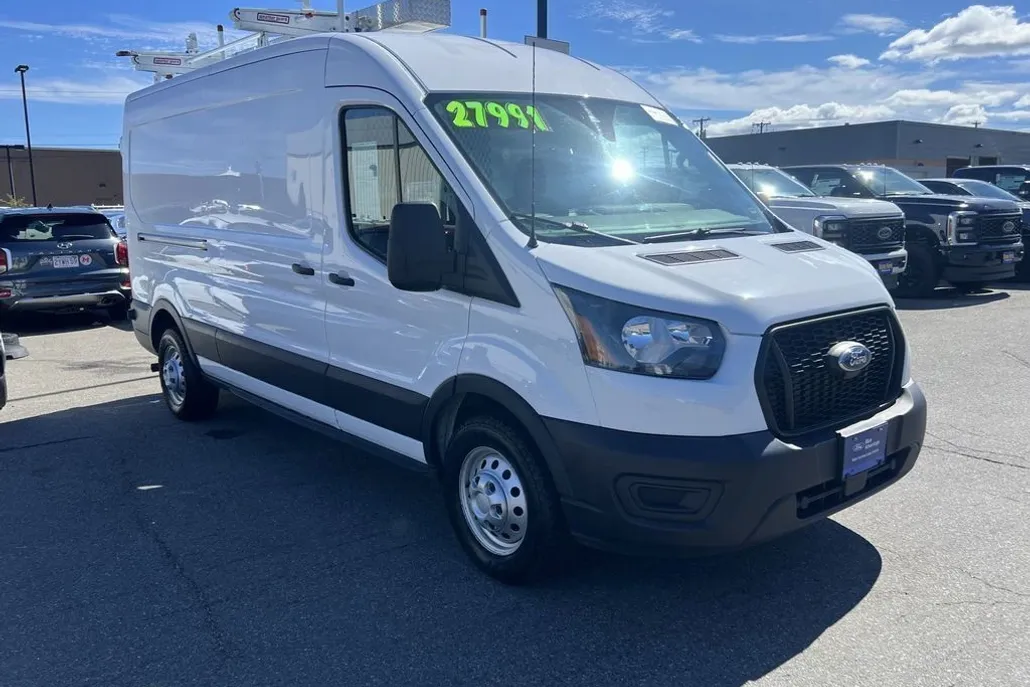 2022 Ford Transit photo 1