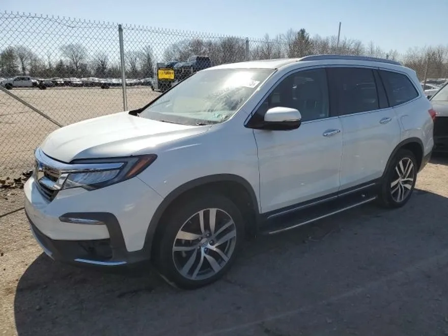 2020 Honda Pilot Touring photo 1