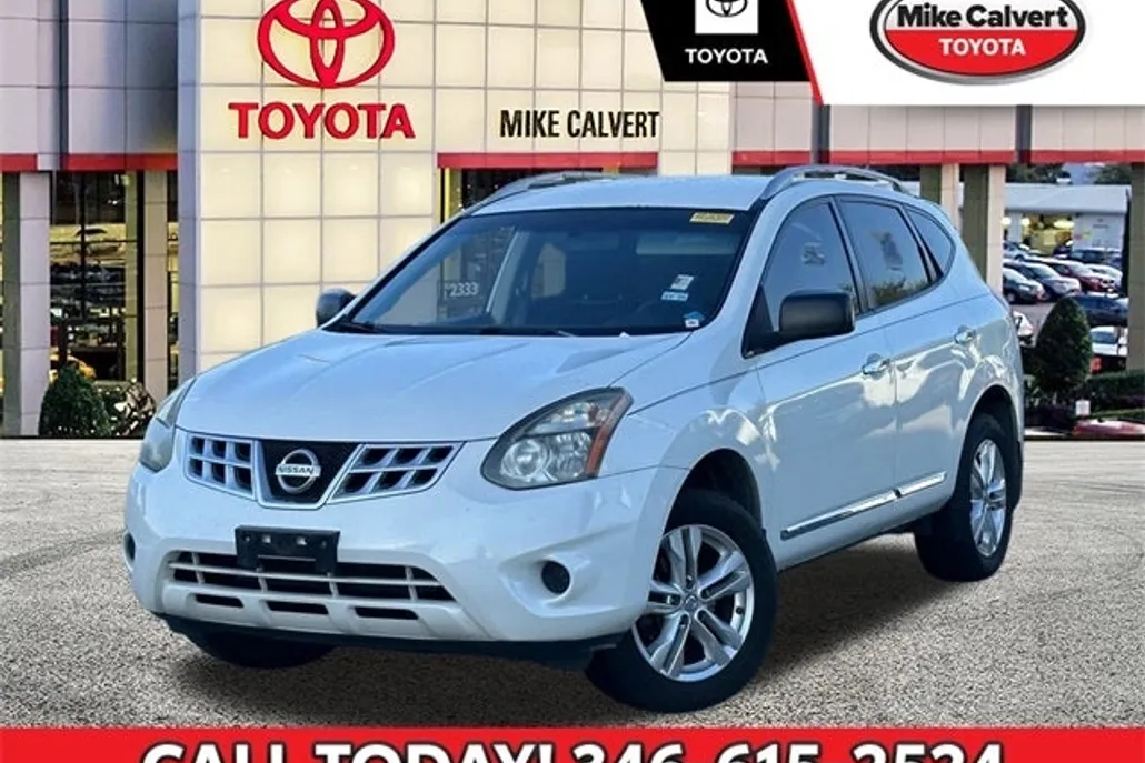 2015 Nissan Rogue Select S photo 1