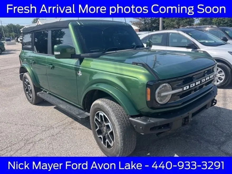 2022 Ford Bronco Outer Banks photo 1