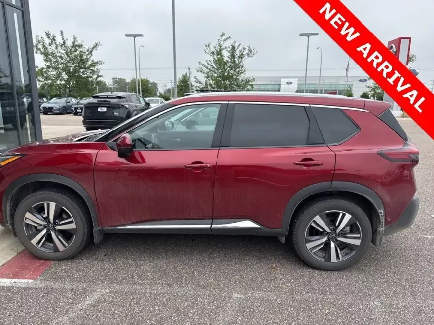2022 Nissan Rogue SL AWD photo 1