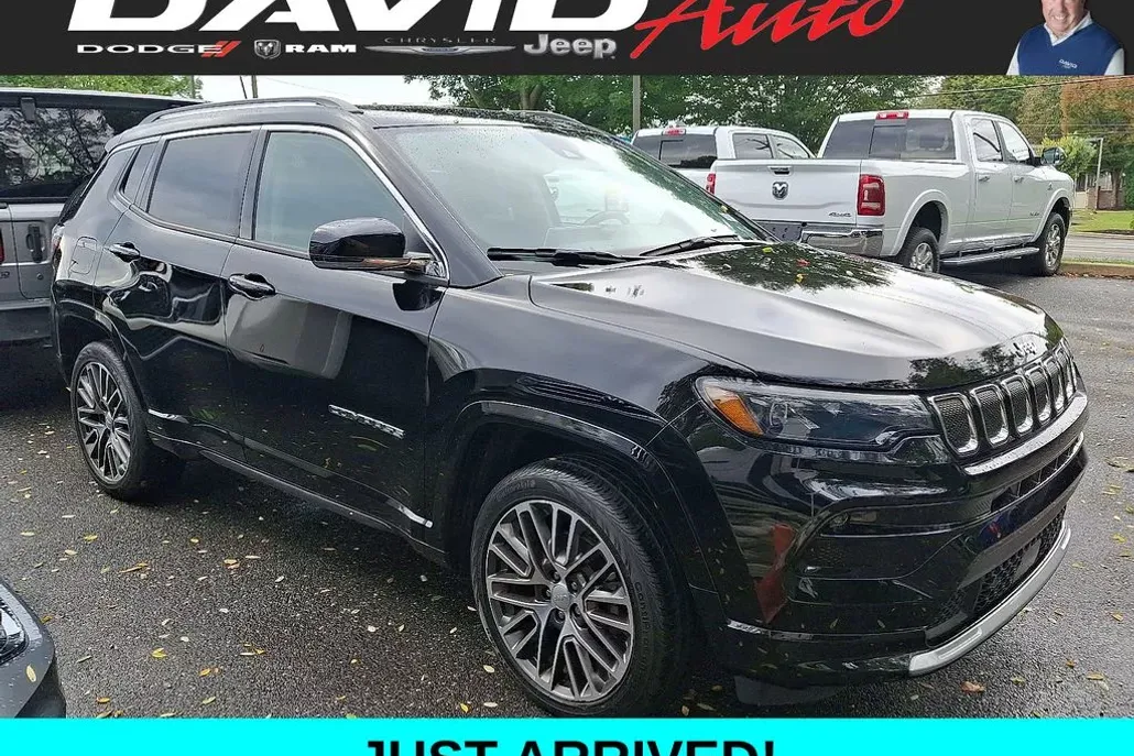 2022 Jeep Compass Limited photo 1