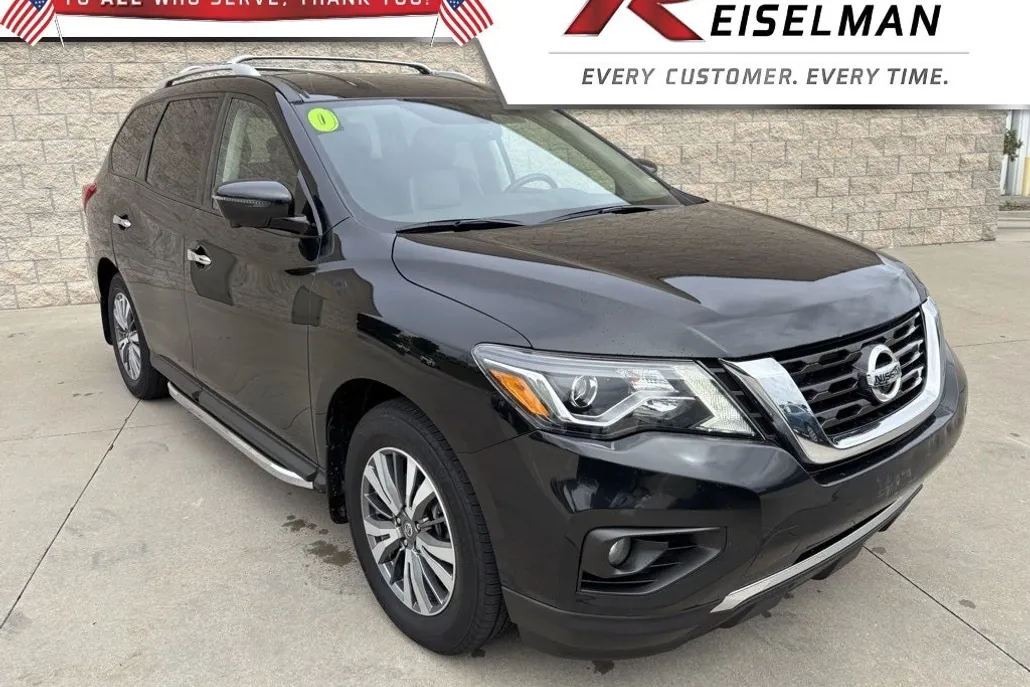 2020 Nissan Pathfinder SL photo 1