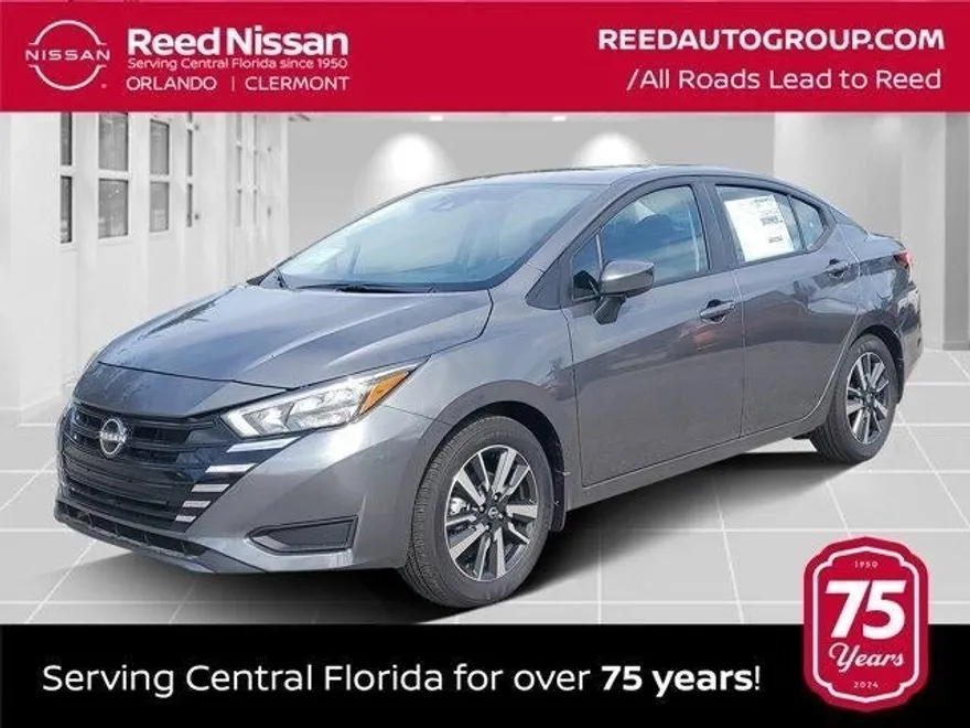 2025 Nissan Versa SV photo 1