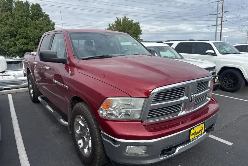 2012 Ram 1500 SLT photo 1