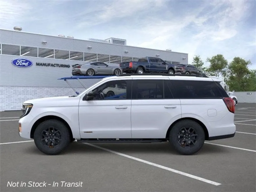 2025 Ford Expedition photo 1