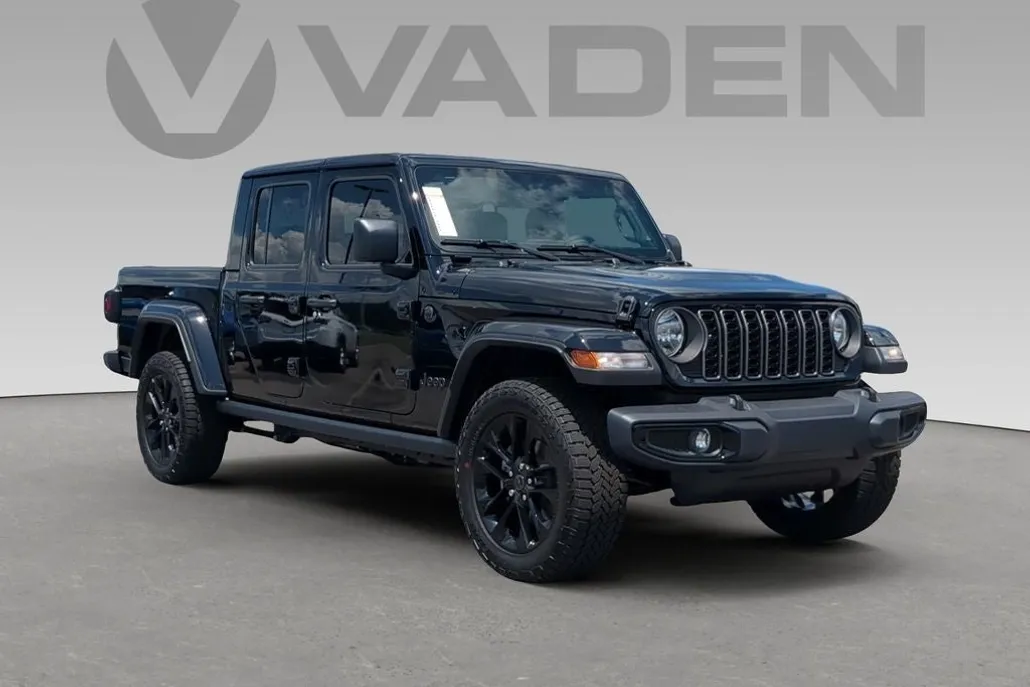 2024 Jeep Gladiator photo 1
