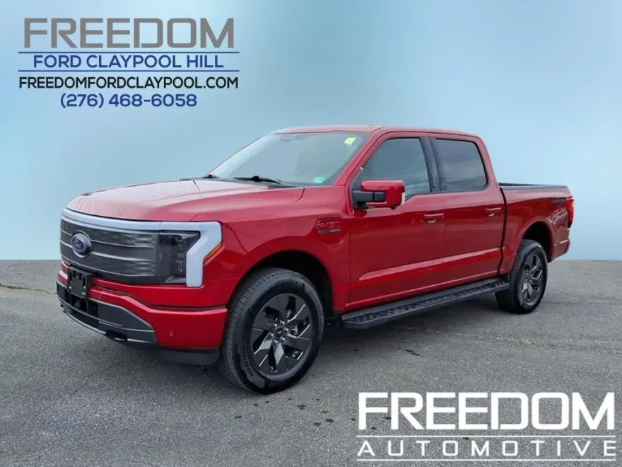 2023 Ford F-150 Lightning Lariat photo 1