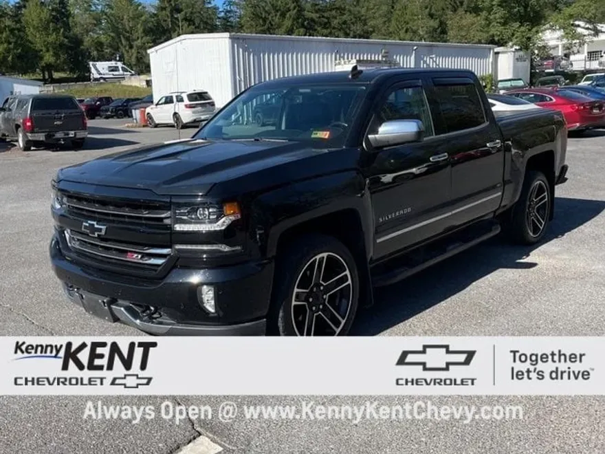 2017 Chevrolet Silverado 1500 LTZ photo 1