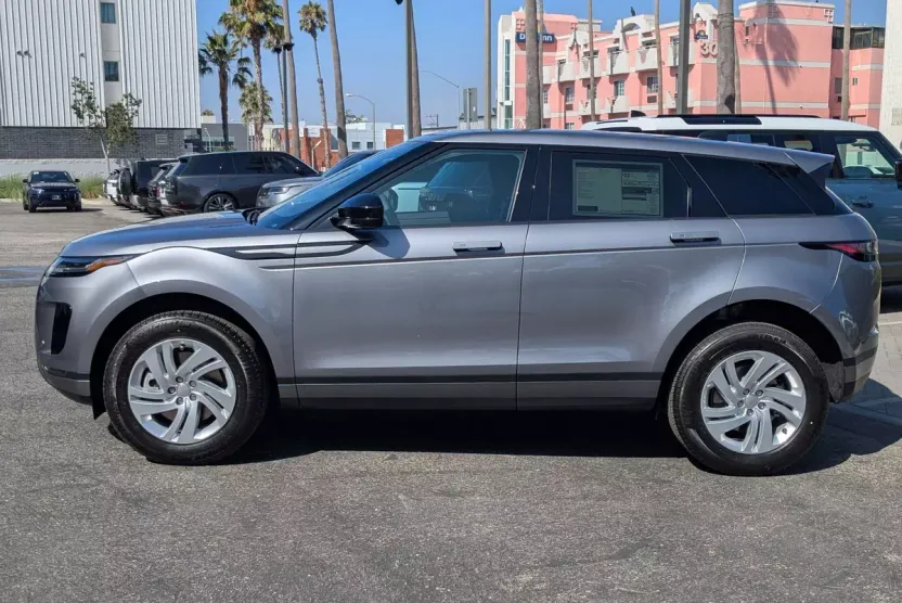 2026 Land Rover Range Rover Evoque S photo 1