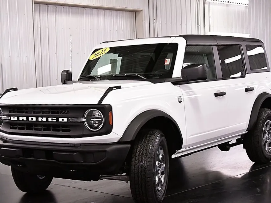 2025 Ford Bronco Big Bend photo 1