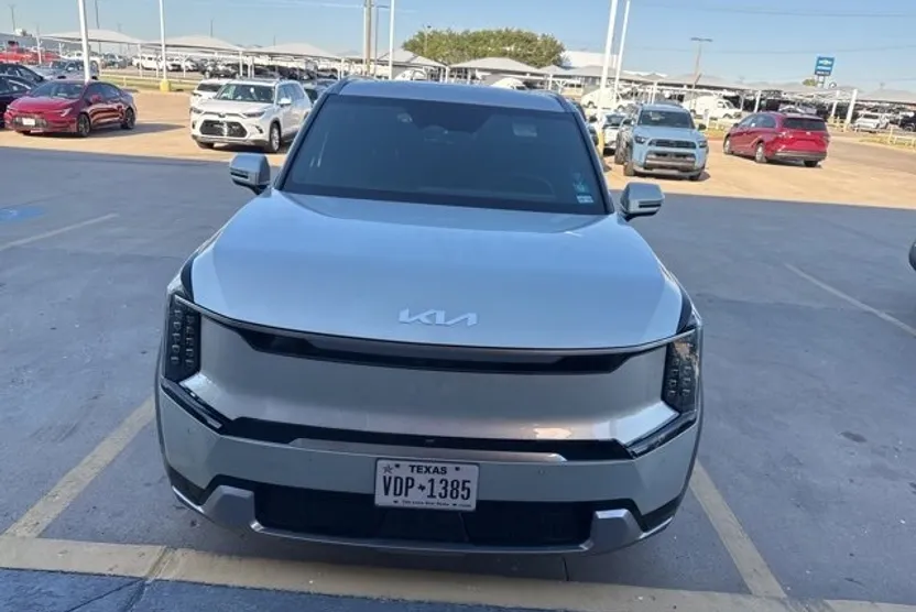 2024 Kia EV9 Land photo 1