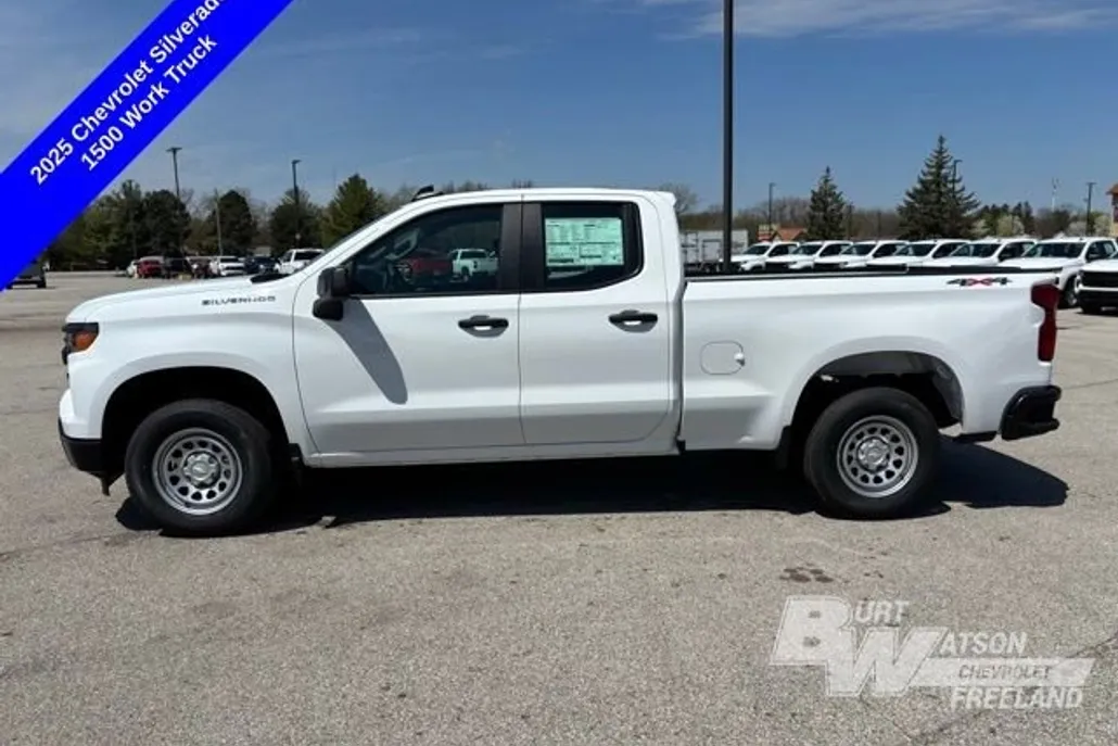 2025 Chevrolet Silverado 1500 photo 1