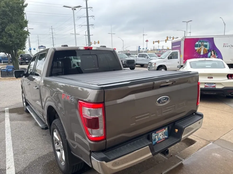 2023 Ford F-150 Lariat photo 1