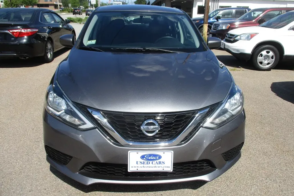 2017 Nissan Sentra S photo 1