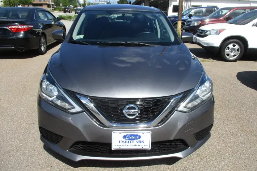 2017 Nissan Sentra S photo 1