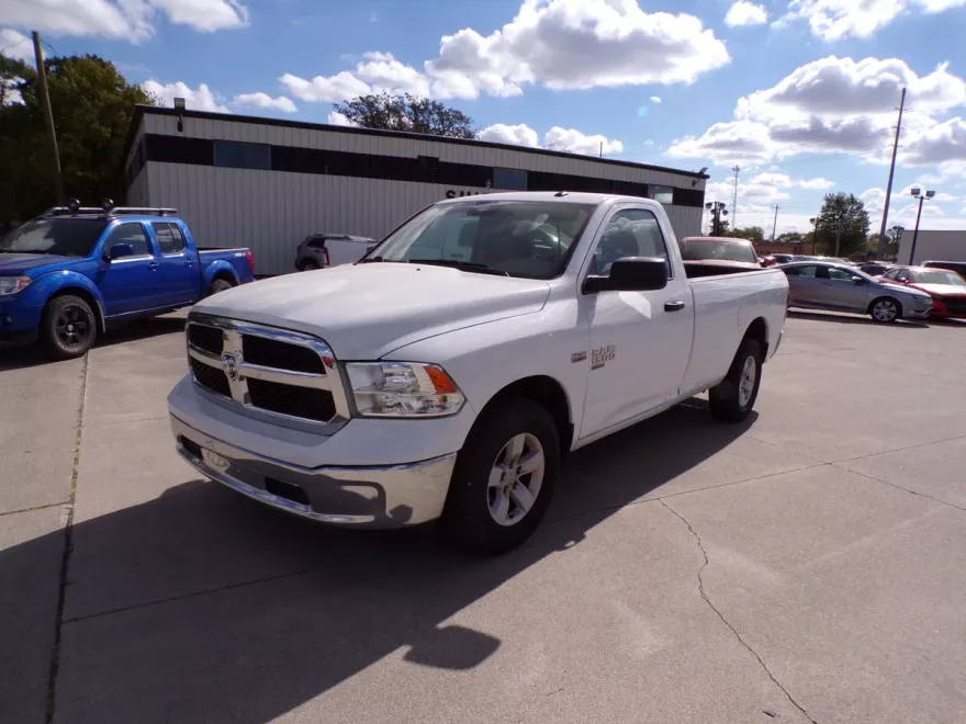 2019 Ram 1500 Classic Tradesman photo 1