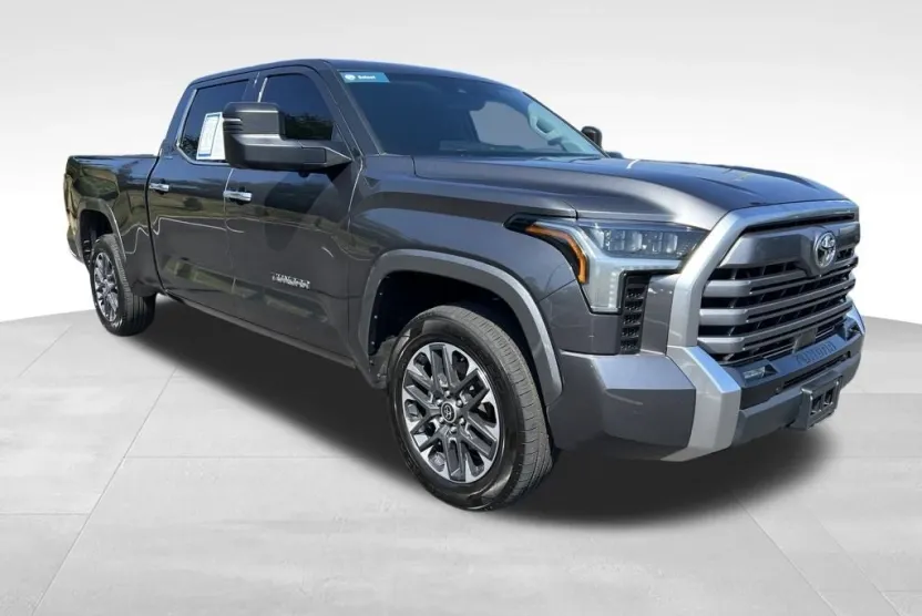 2023 Toyota Tundra Limited photo 1