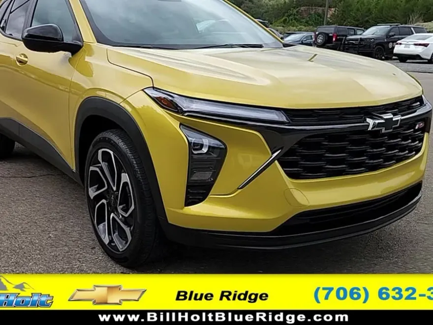 2024 Chevrolet Trax photo 1
