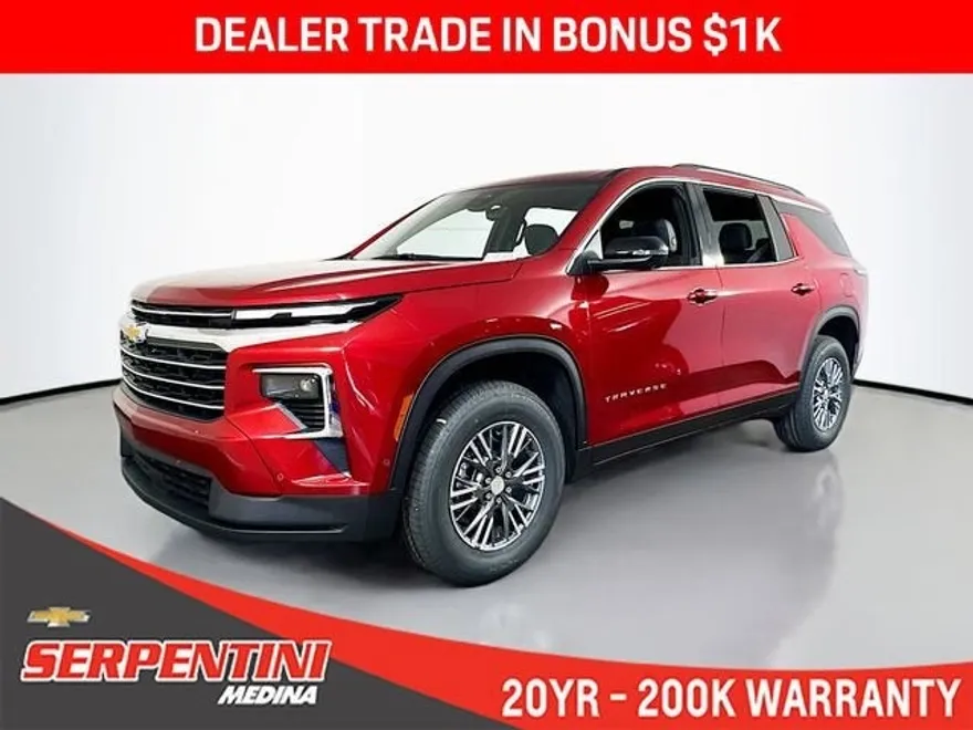 2026 Chevrolet Traverse photo 1