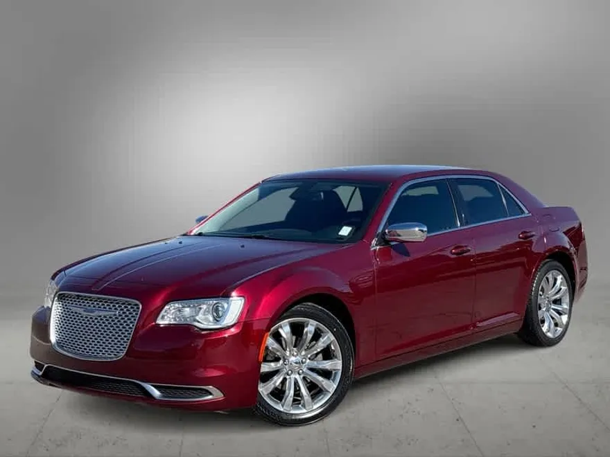 2020 Chrysler 300 Touring photo 1