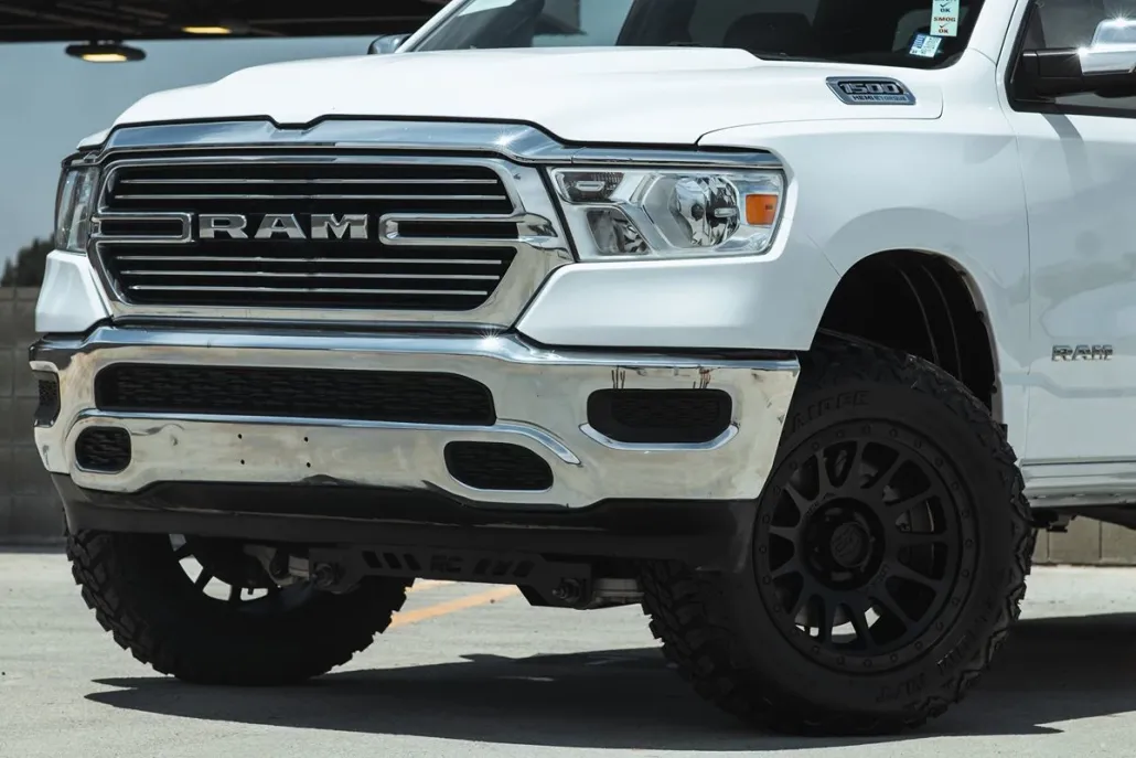 2024 Ram 1500 Laramie photo 1