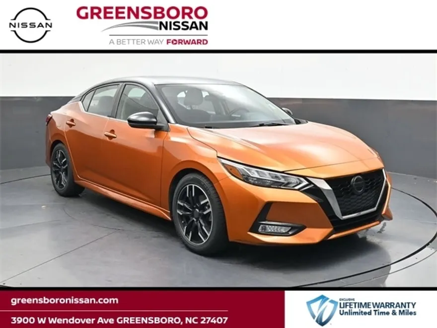 2021 Nissan Sentra SR photo 1
