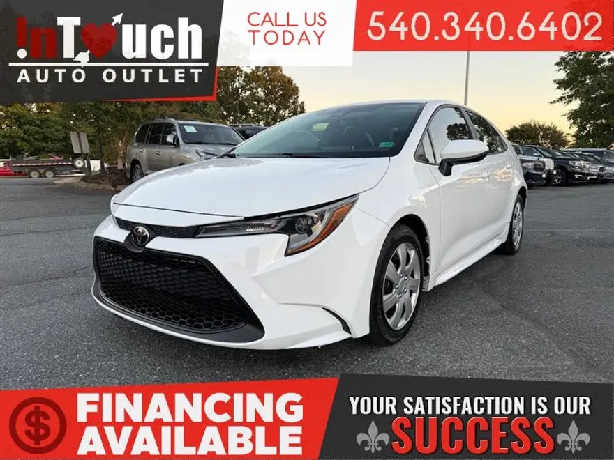 2020 Toyota Corolla LE photo 1