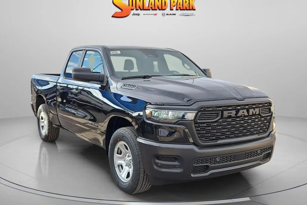 2025 Ram 1500 Tradesman photo 1