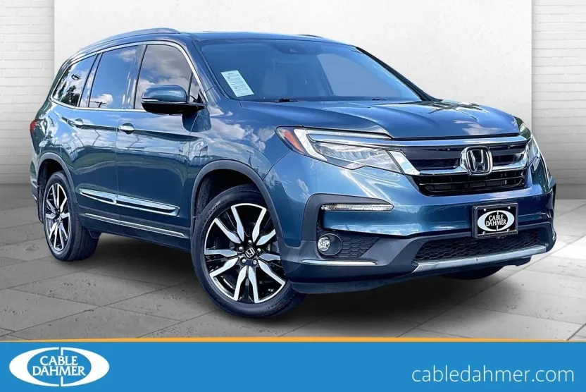 2021 Honda Pilot Touring photo 1
