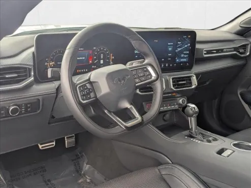 2025 Ford Mustang GT Premium Convertible photo 4