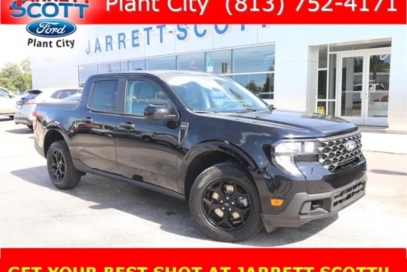 2025 Ford Maverick XLT photo 1