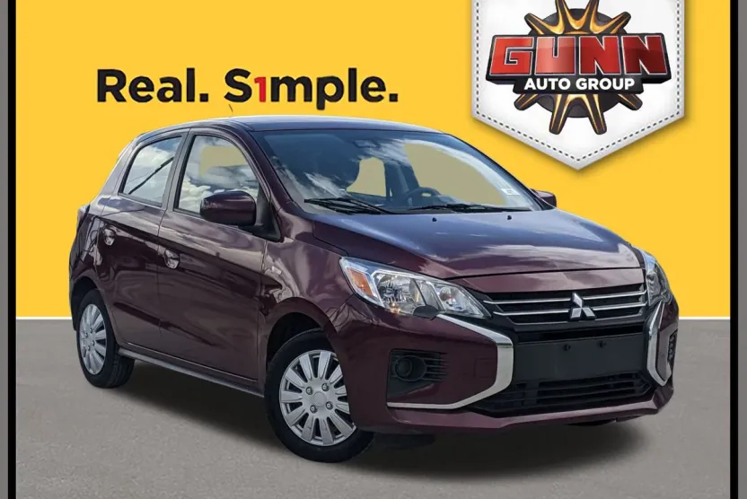 2021 Mitsubishi Mirage ES photo 1