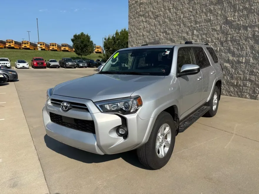 2024 Toyota 4Runner SR5 photo 1