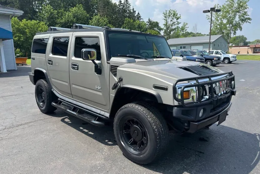 2003 Hummer H2 3/4 Ton photo 1
