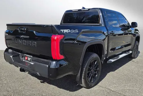 2024 Toyota Tundra Limited photo 3