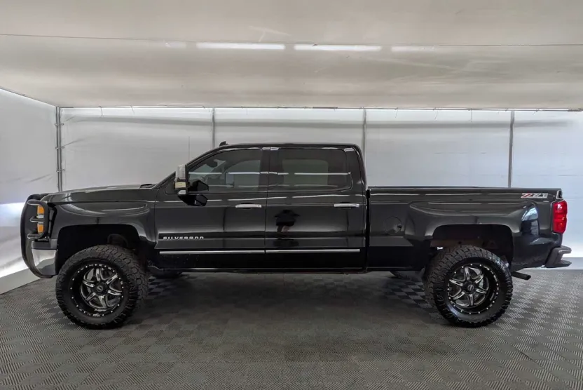 2014 Chevrolet Silverado 1500 LTZ photo 1