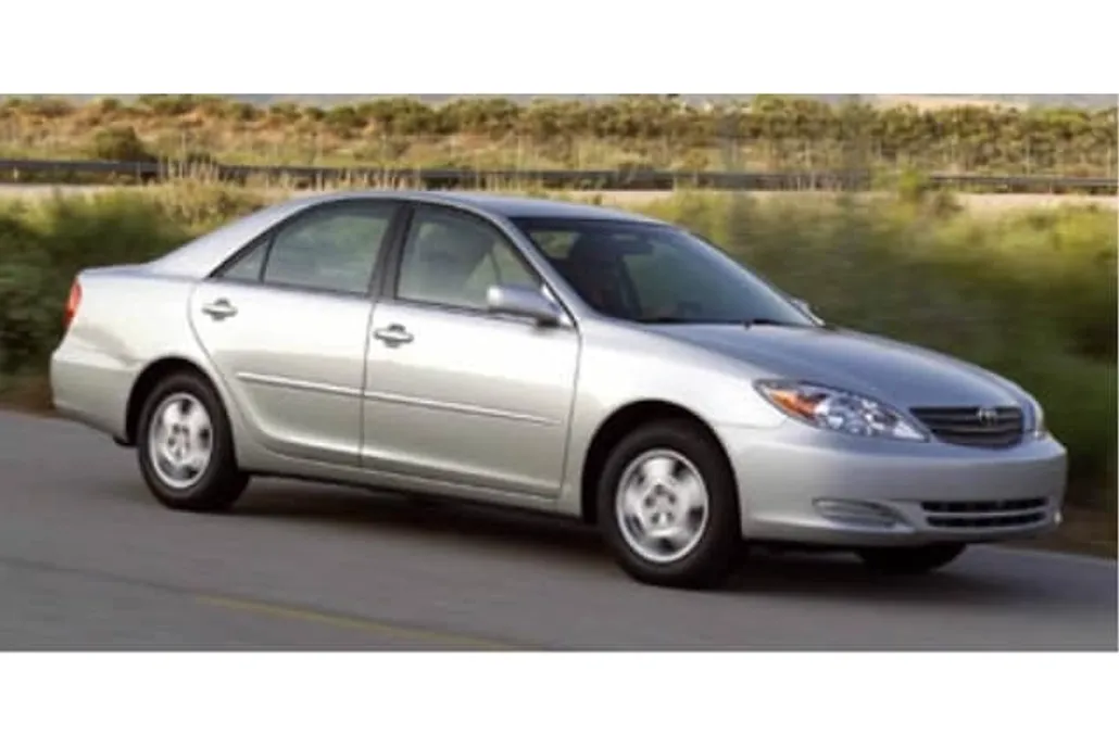 2005 Toyota Camry LE photo 1