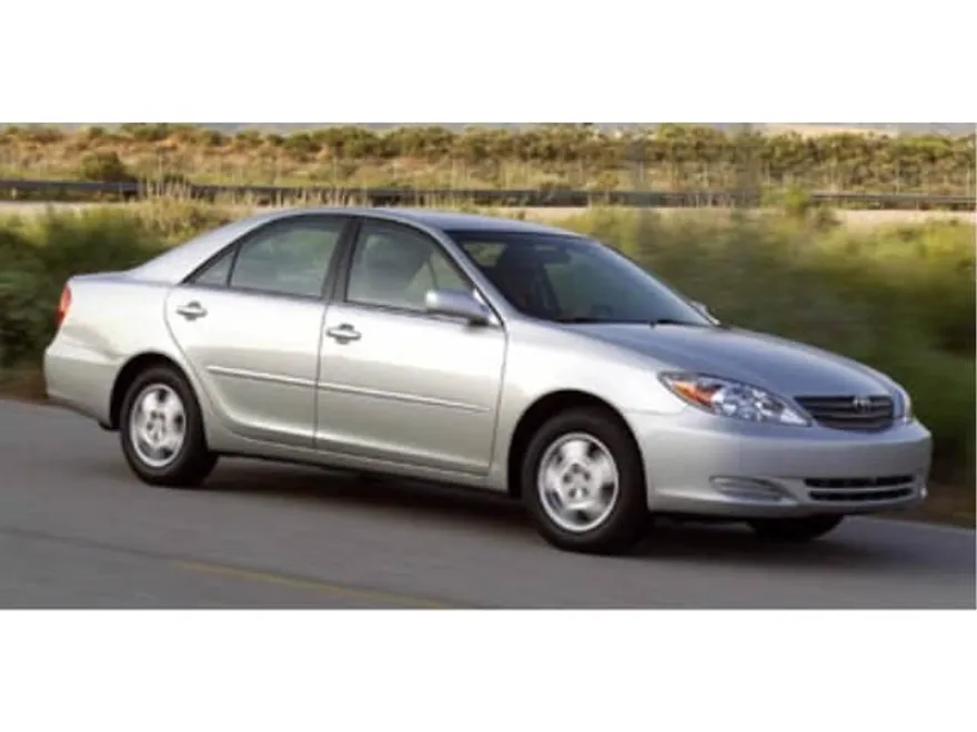 2005 Toyota Camry LE photo 1