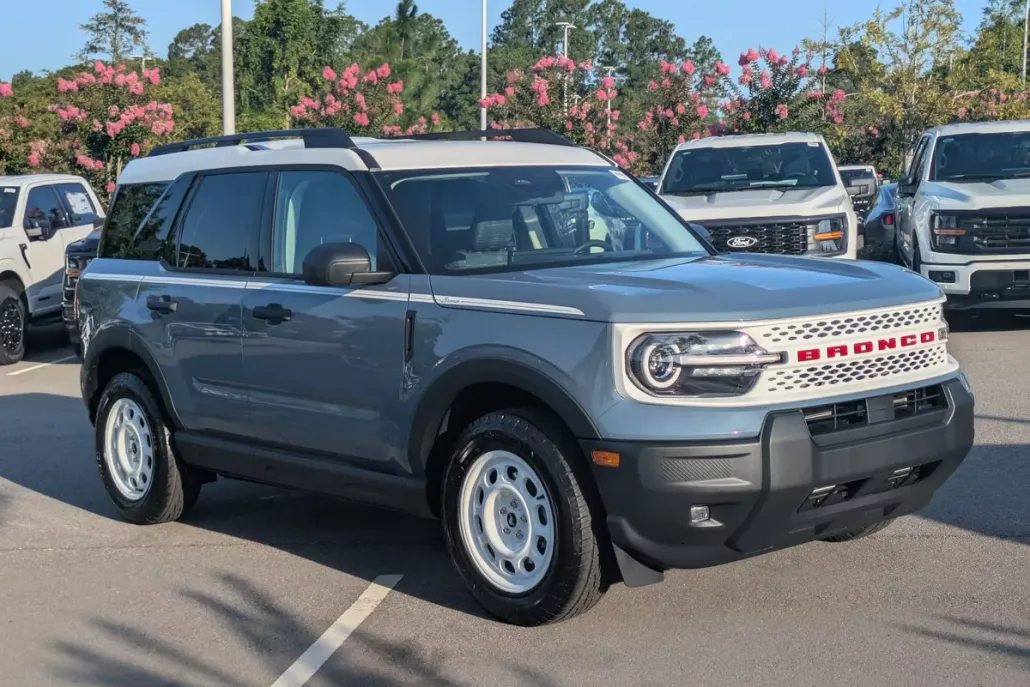 2025 Ford Bronco Sport Heritage photo 1