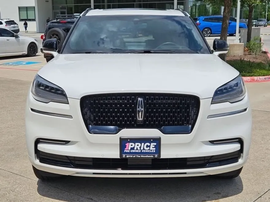2023 Lincoln Aviator Reserve photo 1