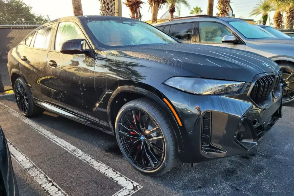 2026 Bmw X6 photo 1