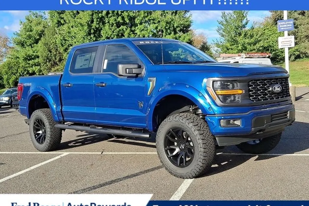 2025 Ford F-150 STX photo 1