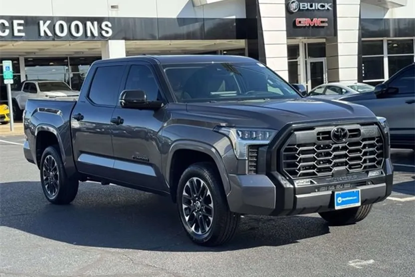 2024 Toyota Tundra Limited photo 1