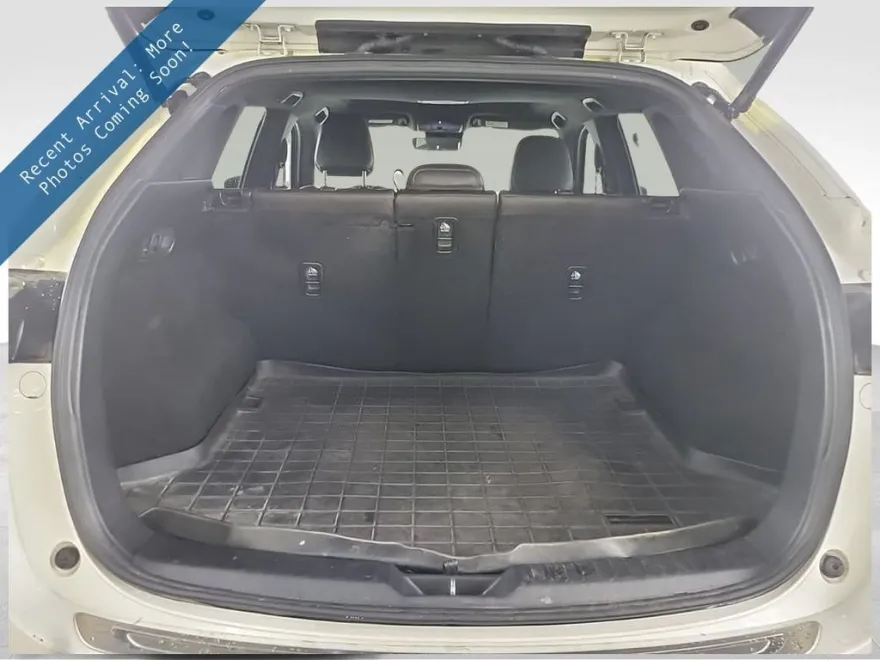 2019 Mazda CX-5 Signature photo 1